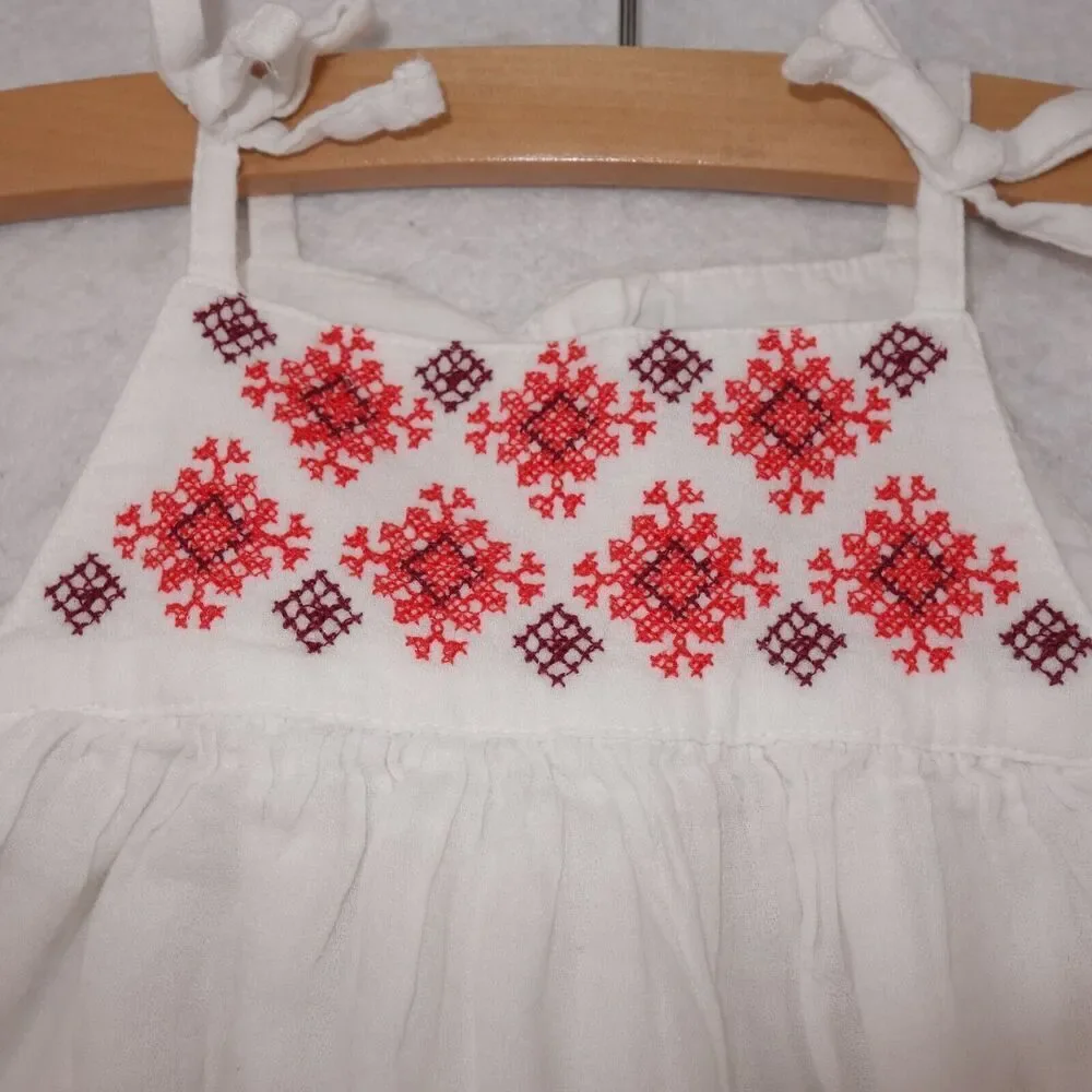 Old Navy Lightweight White Sleeveless Smocked Tunic Shirt Boho 12-18 months